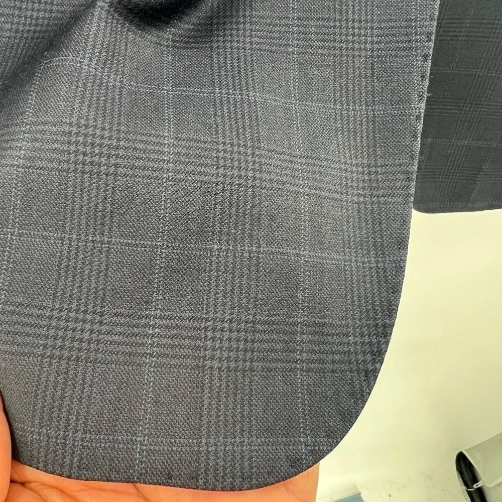 Brooks Brothers explorer regents fit grey suit size 40L
